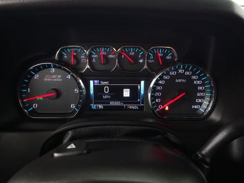 Used 2018 Chevrolet Tahoe LT w/ Luxury Package AWD/4WD image 24