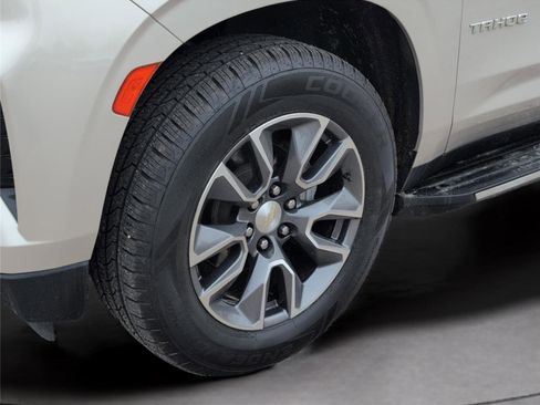 Used 2021 Chevrolet Tahoe LT w/ LT Signature Package image 33