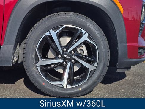 Certified 2022 Chevrolet TrailBlazer RS w/ Technology Package FWD image 9