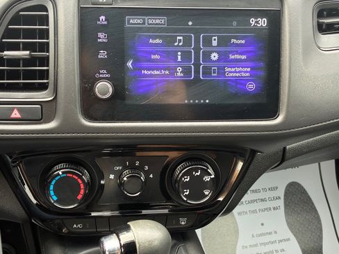 Used 2022 Honda HR-V Sport image 32