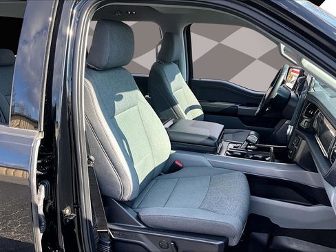 Used 2024 Ford F150 Lightning Flash image 7