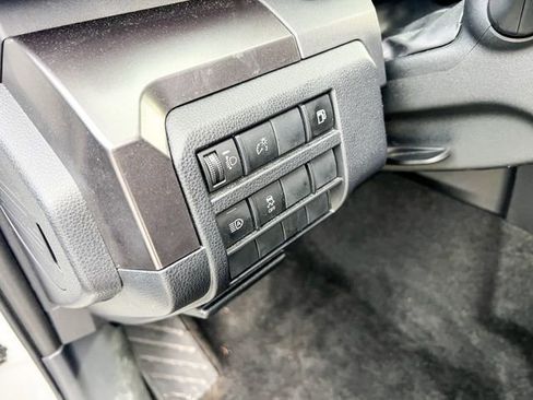 Used 2025 Toyota 4Runner SR5 image 17