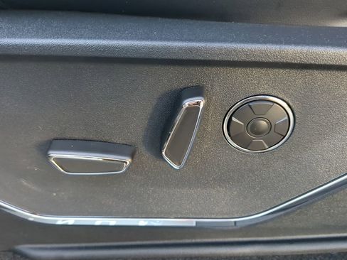 New 2025 Ford F150 Platinum w/ Equipment Group 702A High image 29