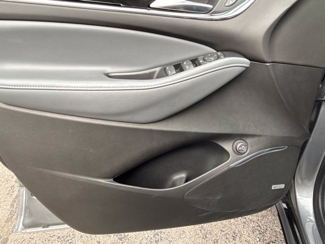 Certified 2020 Buick Enclave Essence w/ Sound and Sites Package AWD/4WD image 13