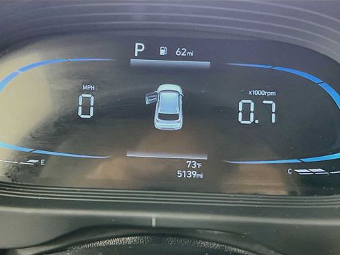 Certified 2026 Hyundai Venue SEL FWD image 12