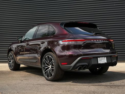 Certified 2026 Porsche Macan AWD/4WD image 3