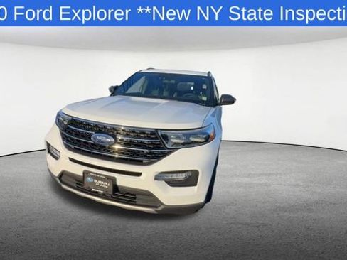 Used 2020 Ford Explorer XLT w/ Equipment Group 202A image 3