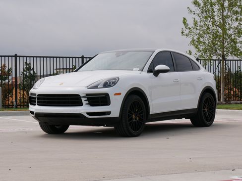 Used 2021 Porsche Cayenne Coupe AWD/4WD image 5