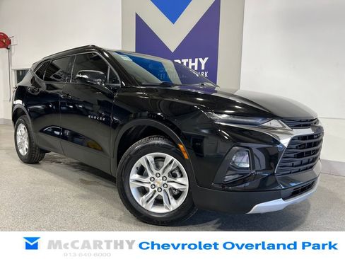 Used 2022 Chevrolet Blazer LT FWD image 1