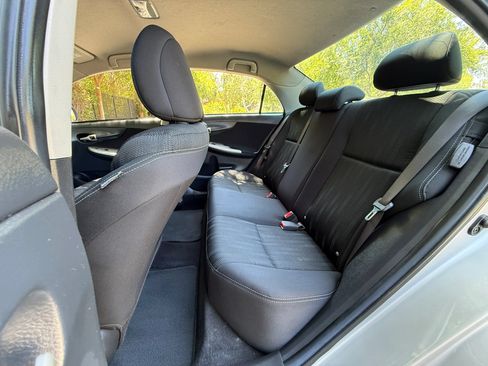 Used 2013 Toyota Corolla S FWD image 25