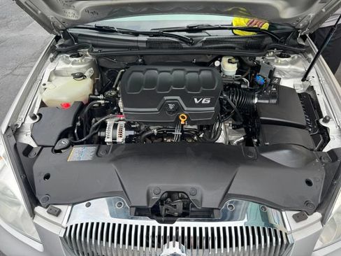 Used 2009 Buick Lucerne CXL FWD image 11