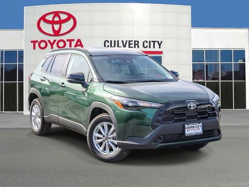 New 2026 Toyota Corolla Cross LE image 1
