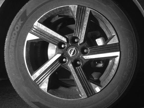 Used 2025 Nissan Sentra SV FWD image 13
