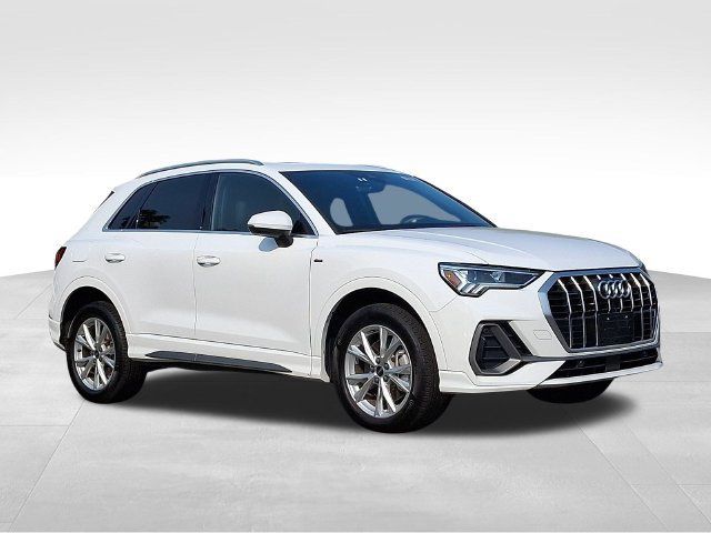 Used 2025 Audi Q3 2.0T Premium AWD/4WD image 1