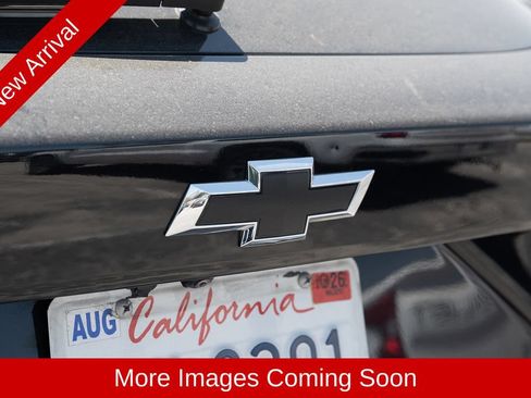 Used 2024 Chevrolet Trax LS w/ LPO, Blackout Package FWD image 9