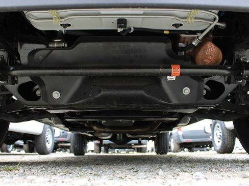 Used 2025 GMC Savana 2500 Extended w/ Driver Convenience Package image 32