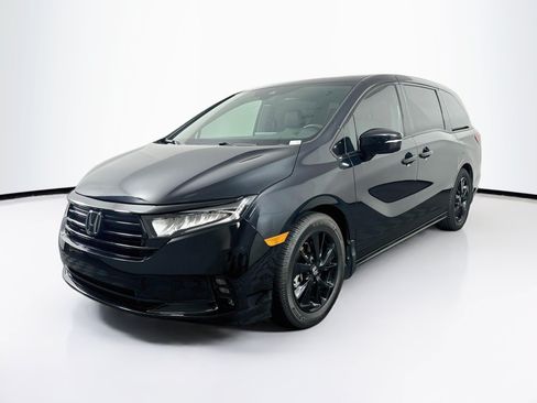 Used 2023 Honda Odyssey Sport image 3
