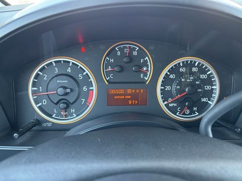 Used 2008 Nissan Titan SE image 35