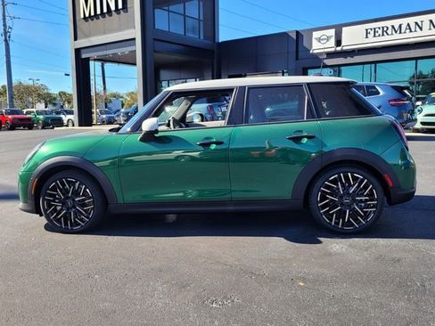 New 2026 MINI Cooper 4-Door Hardtop image 4