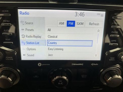 Used 2021 Toyota 4Runner Venture AWD/4WD image 16
