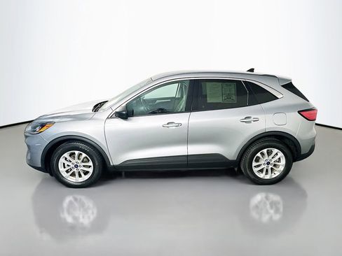 Used 2022 Ford Escape SE w/ Convenience Package FWD image 4