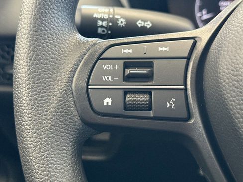 New 2026 Honda HR-V LX image 16