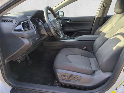 Used 2024 Toyota Camry LE FWD image 11