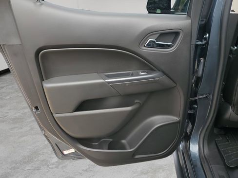 Used 2019 Chevrolet Colorado ZR2 image 17