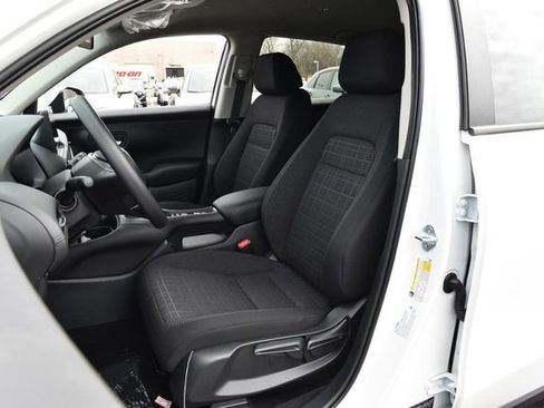 New 2026 Honda HR-V LX image 20