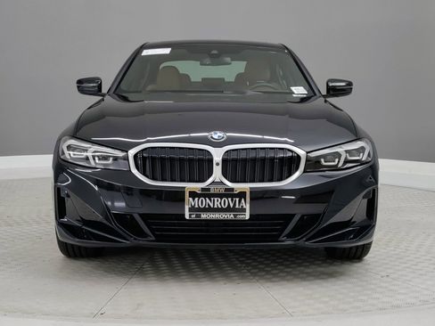 Used 2024 BMW 330i Sedan w/ Convenience Package image 4