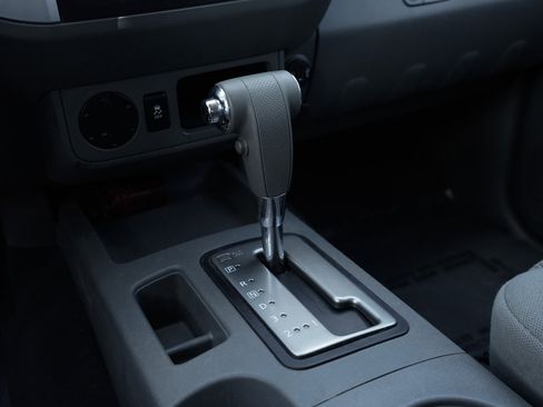Used 2019 Nissan Frontier SV RWD image 17