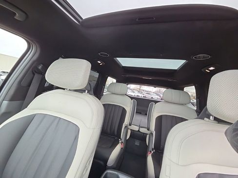 Certified 2026 Kia EV9 GT-Line image 14