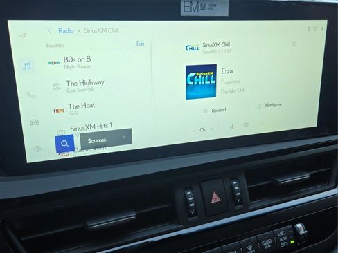 New 2025 Lexus ES 350 w/ Premium Package image 10