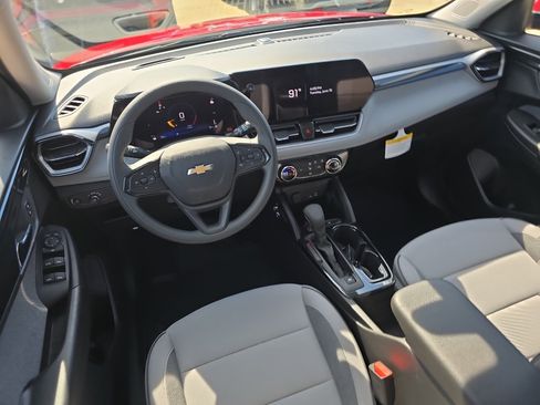 New 2026 Chevrolet TrailBlazer LT w/ Driver Confidence Package FWD image 9