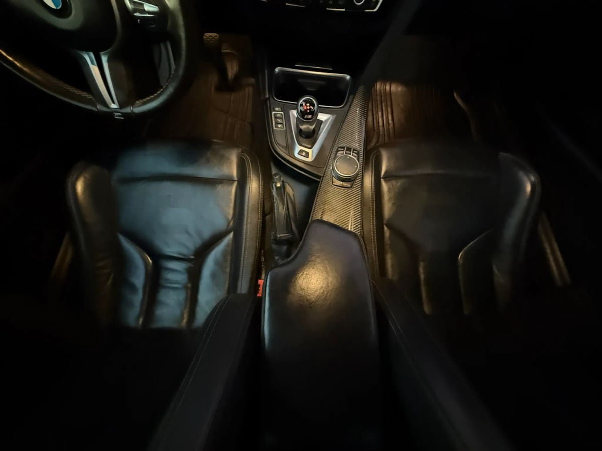 Used 2018 BMW M4 Coupe RWD image 43