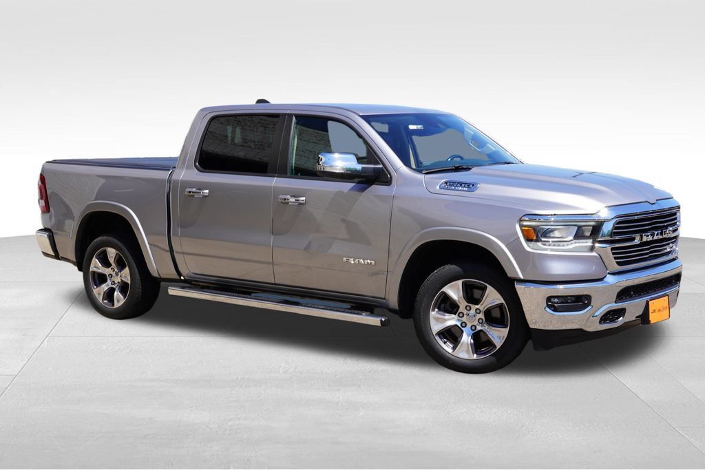 Used 2021 RAM 1500 Laramie AWD/4WD image 2