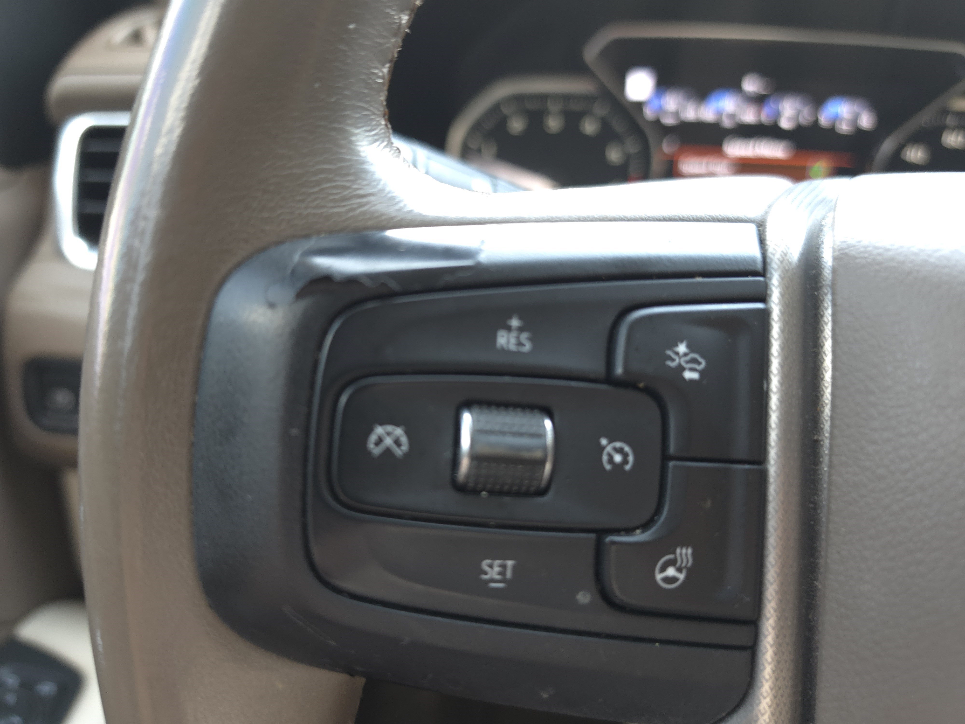 Used 2021 GMC Yukon Denali w/ Denali Premium Package RWD image 20