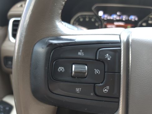 Used 2021 GMC Yukon Denali w/ Denali Premium Package RWD image 20