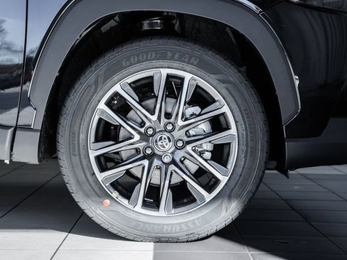 New 2026 Toyota Corolla Cross XLE image 15