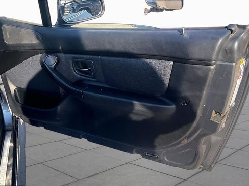 Used 2001 BMW Z3 3.0i RWD image 19