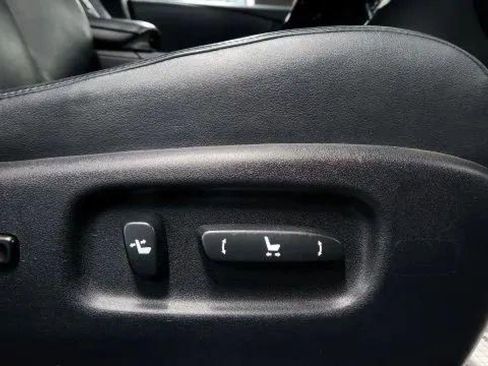Used 2013 Lexus RX 350 AWD w/ Premium Pkg image 18