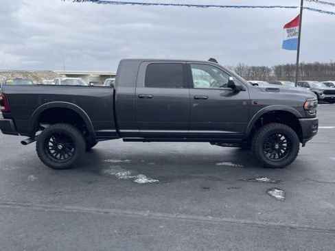Used 2022 RAM 3500 Limited image 7