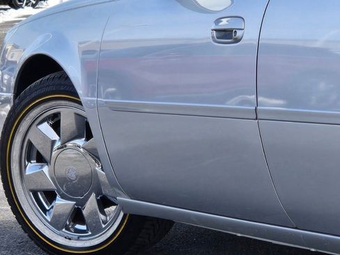 Used 2000 Cadillac De Ville DTS w/ Safety/Security Pkg image 14