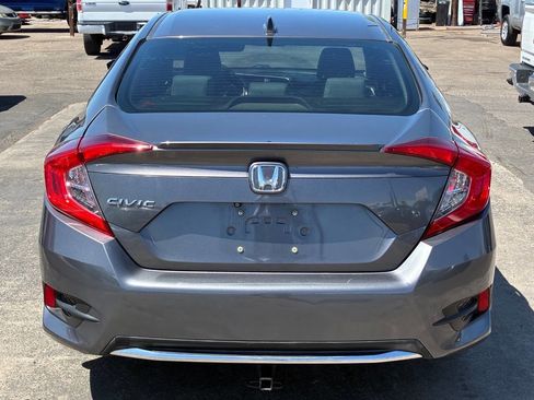 Used 2019 Honda Civic EX image 3