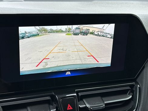 Used 2025 Chevrolet TrailBlazer RS w/ Driver Confidence Package image 19