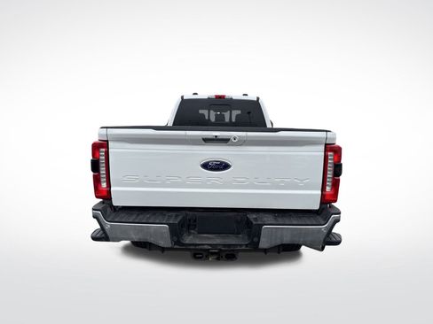 Certified 2023 Ford F350 Lariat w/ Lariat Ultimate Package image 16