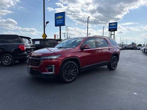 Used 2023 Chevrolet Traverse RS AWD/4WD image 7