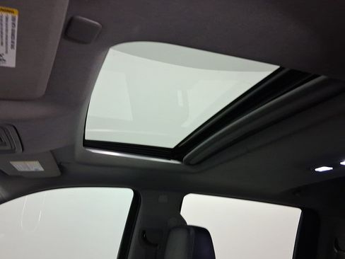 Used 2020 Chevrolet Silverado 1500 RST w/ All-Star Edition image 13