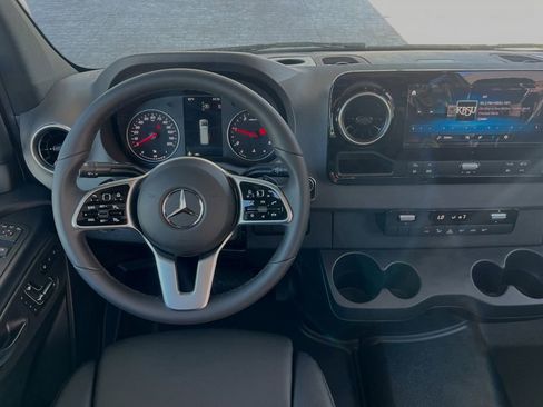 Used 2024 Mercedes-Benz Sprinter 144 Cargo image 13