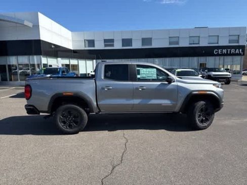 New 2025 GMC Canyon Elevation w/ Convenience Package image 8